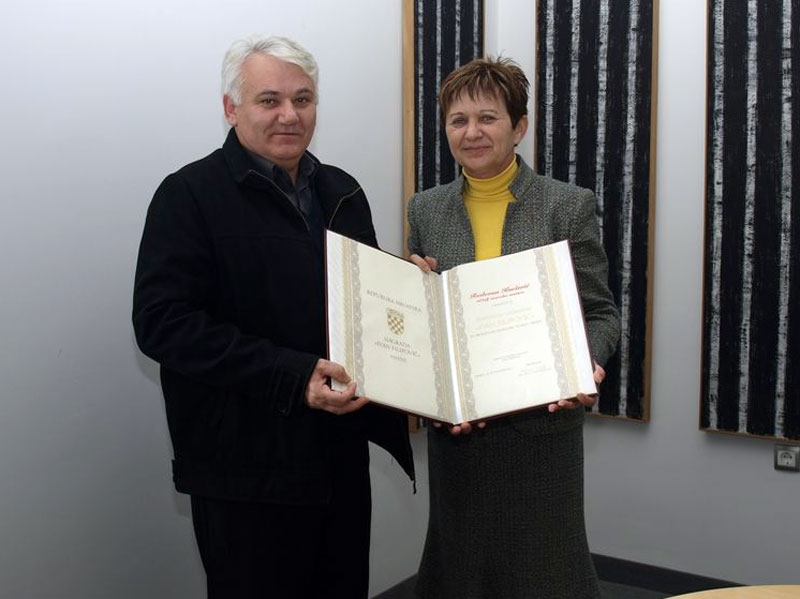 Radovana Kneževića primila je povodom nagrade koprivnička gradonačelnica Vesna Želježnjak // Foto: www.koprivnica.hr