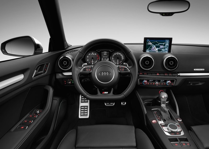 Audi S3 Cabriolet (2015) interijer
