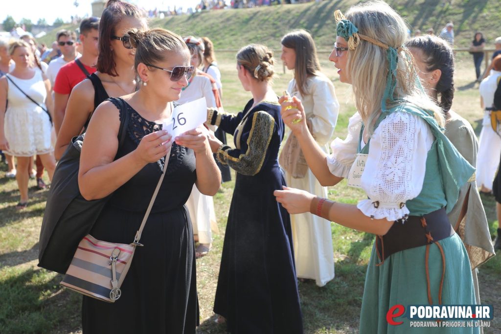 Renesansni festival 2017 - parfem od koprive, guinessov rekord